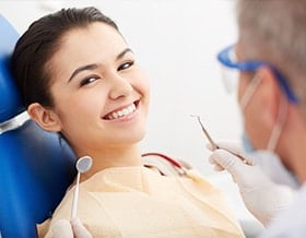 cosmetic-dentistry-tooth-reshaping